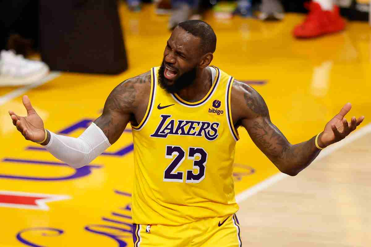 LeBron lascia i Lakers