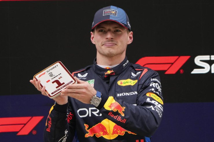 Verstappen, drift all'ultimo giro