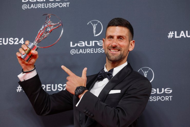 Djokovic batte Sinner