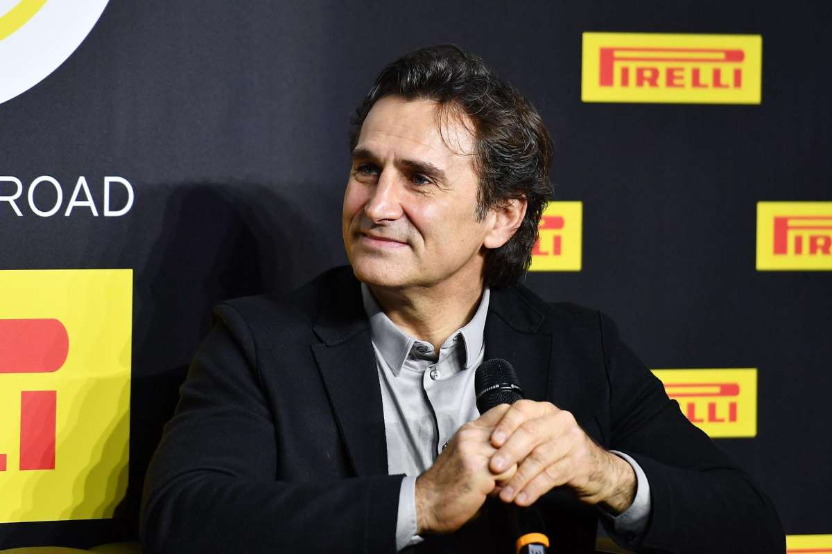 Emozione pura per Alex Zanardi, fan commossi