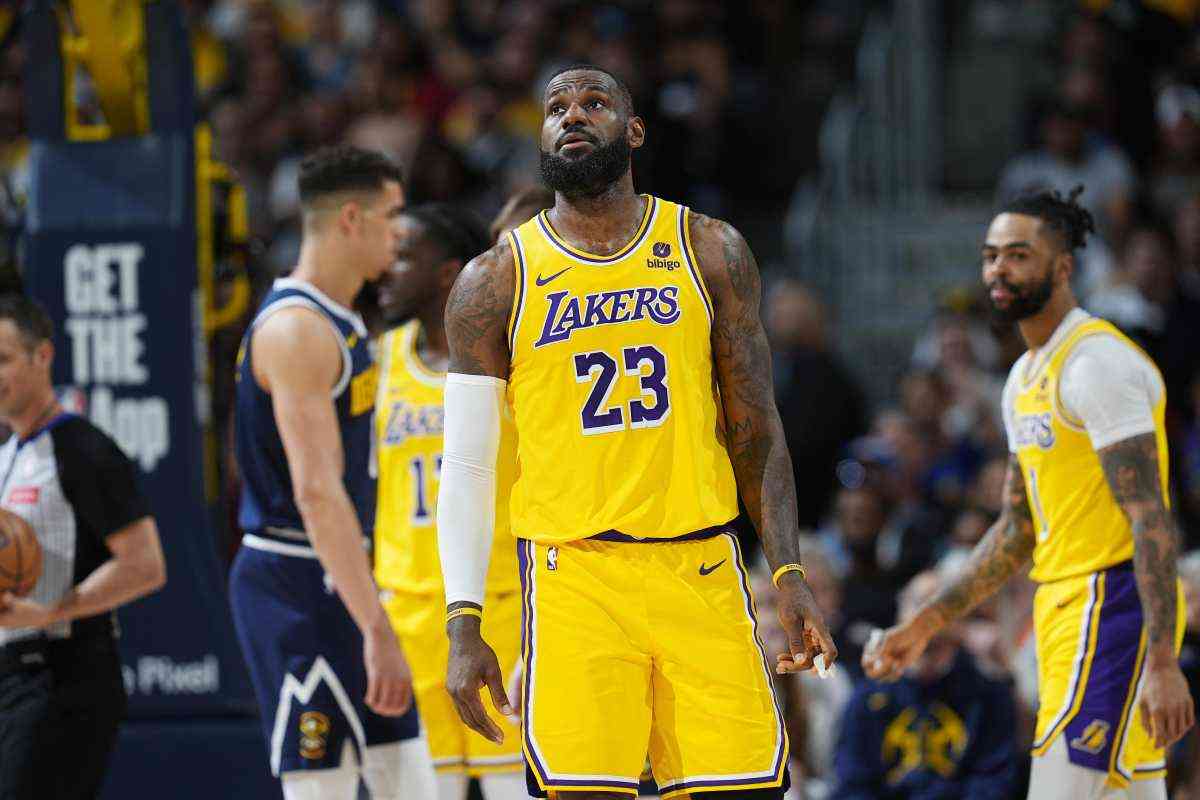 che critica a LeBron James