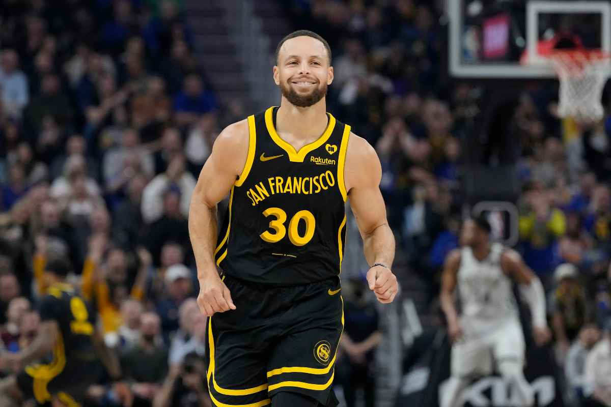 ‘Dream Team’ con Steph Curry: colpaccio Golden State, mossa a sorpresa