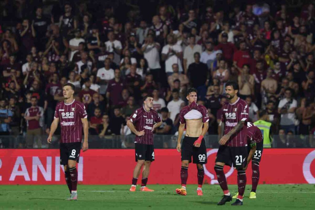 I giocatori della Salernitana, delusi
