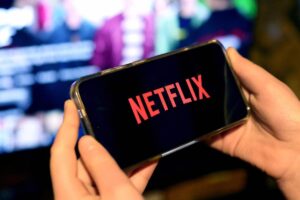 Smartphone con logo Netflix