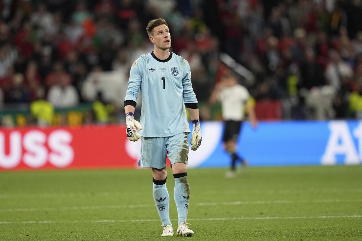 Ter Stegen in piedi