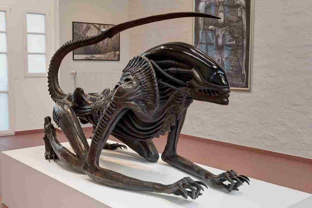 Un modello dello xenomorfo di Alien