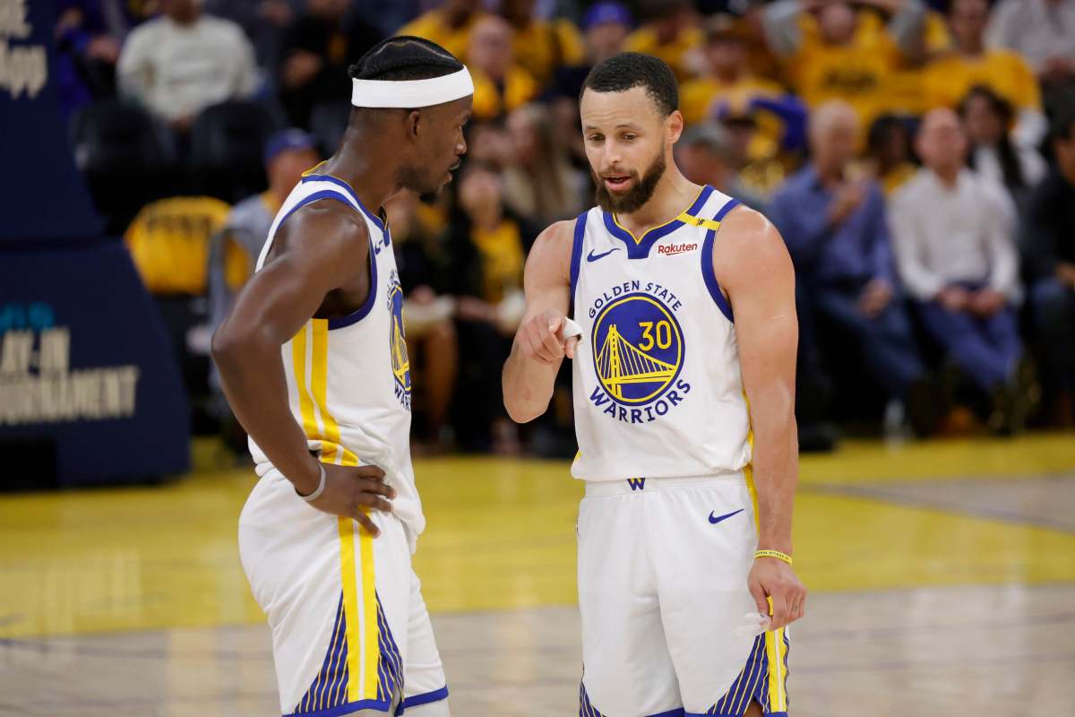 Curry serio con Butler