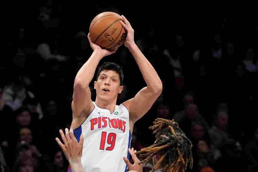 Simone Fontecchio con i Detroit Pistons in NBA