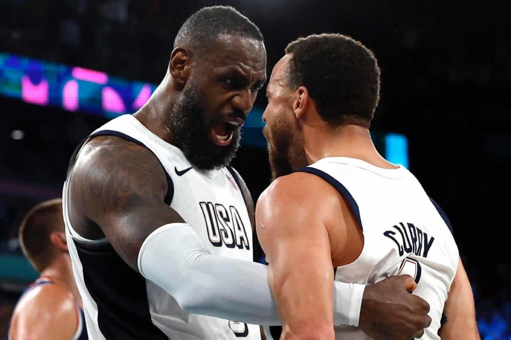 LeBron James e Curry con la Nazionale americana
