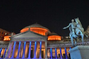 Piazza Plebiscito Napoli