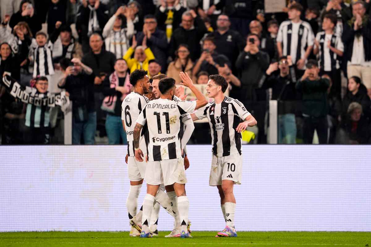 I giocatori della Juventus esultano