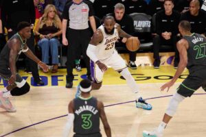 Le Bron James